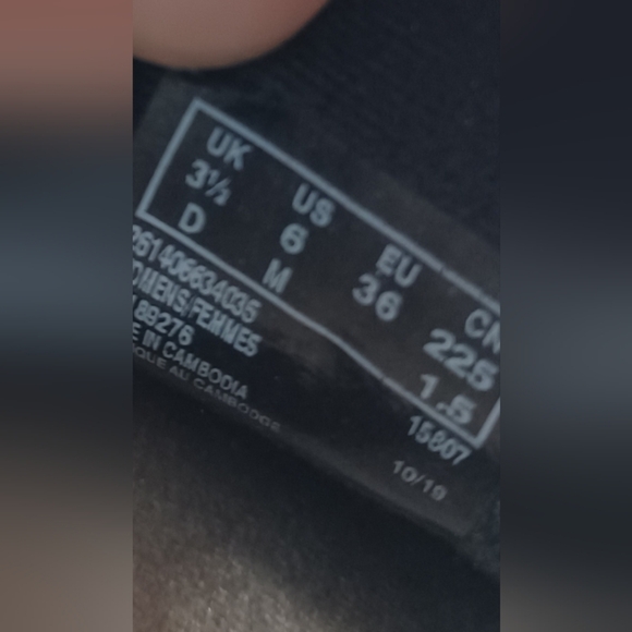 Clarks Collection Leather Slip-On Loafer Black Cheyn Creek Size US6 - Picture 8 of 11